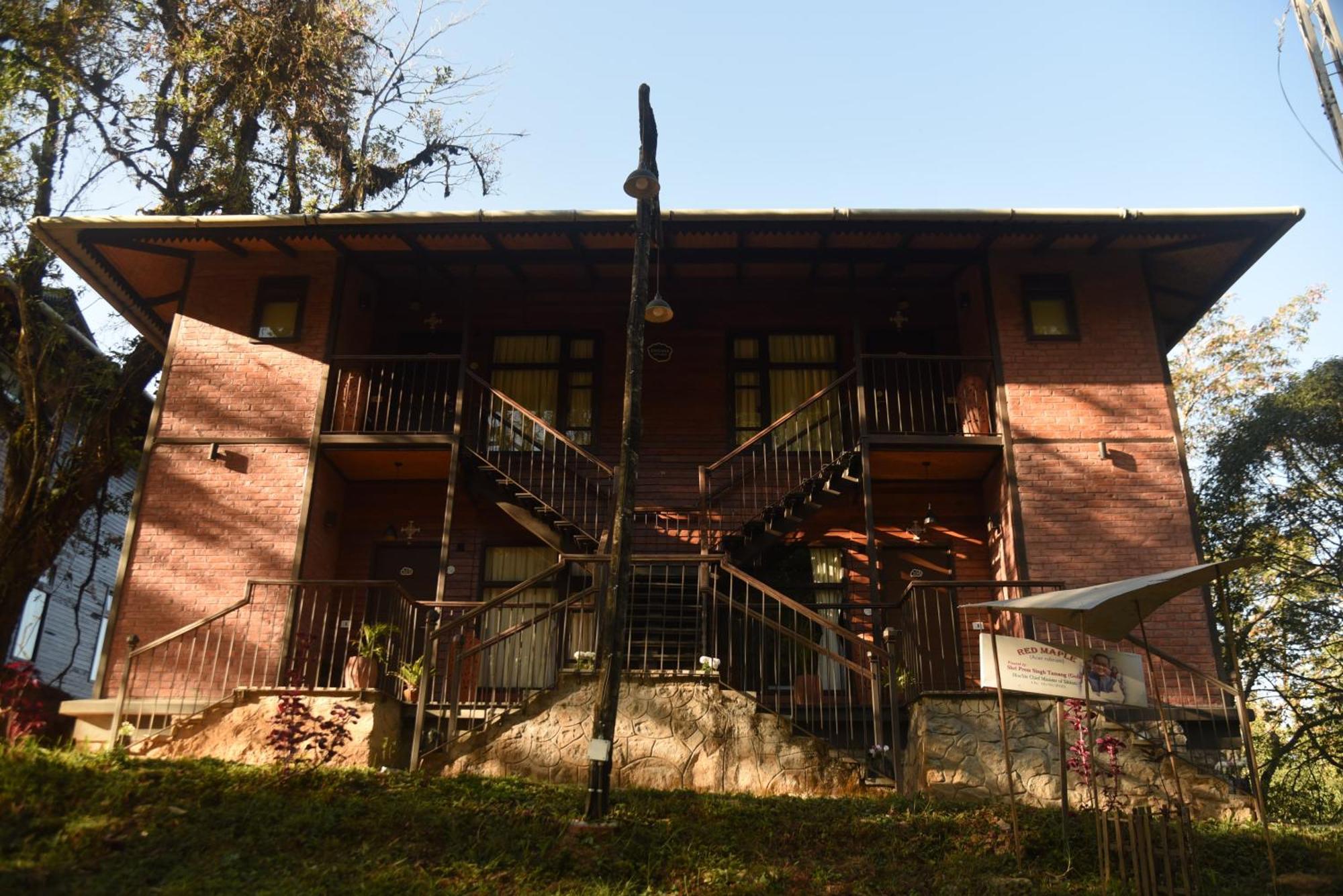 Red Panda Jungle Camp - A Unit Of Davinchi Homes Pvt Ltd Gyalshing Dış mekan fotoğraf